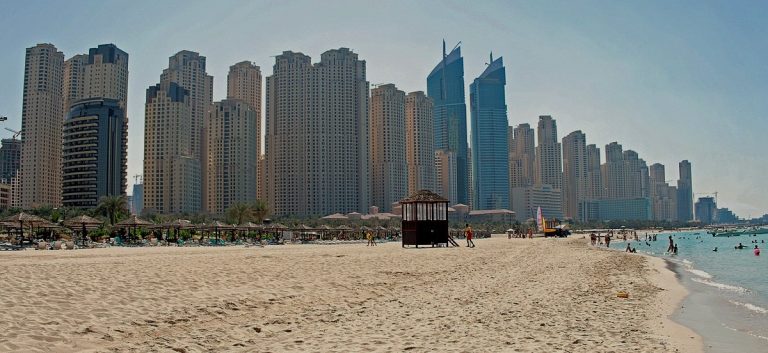 افضل 9 فعاليات في شاطئ الجي بي ار دبي